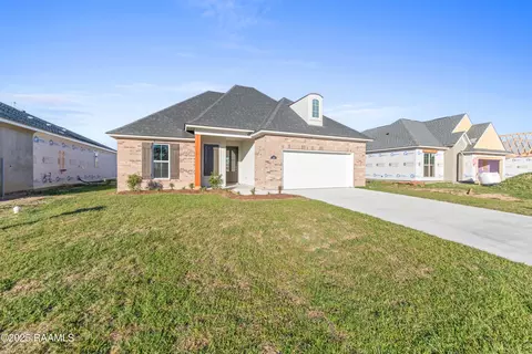 208 Central Village Way, Youngsville, LA 70592