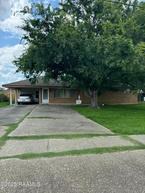 1029 Hickory St, Morgan City, LA 70380