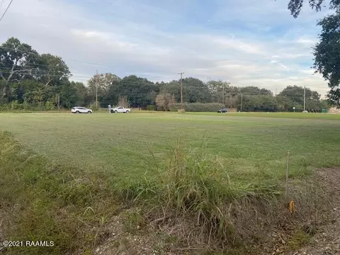 E Laurel Avenue, Eunice, LA 70535 photo 2
