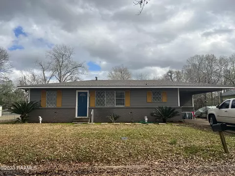 1102 Pandora St, Opelousas, LA 70570