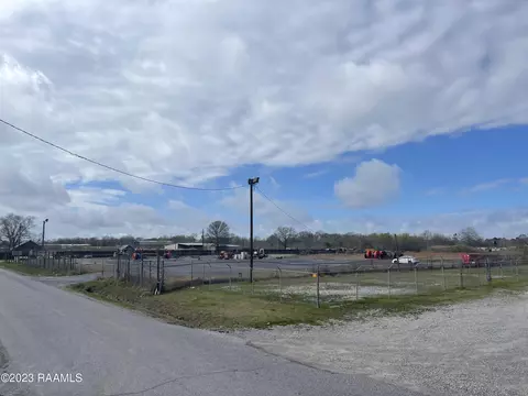 120 Galbert Rd, Lafayette, LA 70506 photo 2