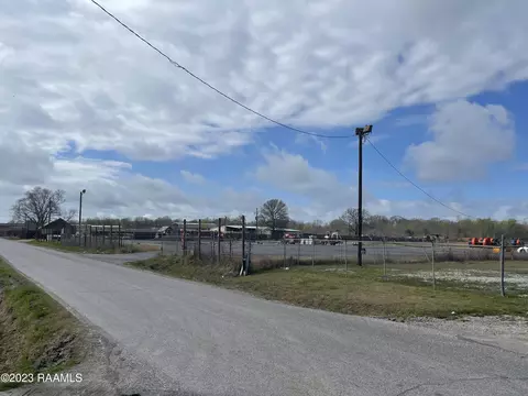 120 Galbert Rd, Lafayette, LA 70506 photo 3