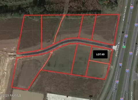 175 Crowne Parc Dr, Opelousas, LA 70570