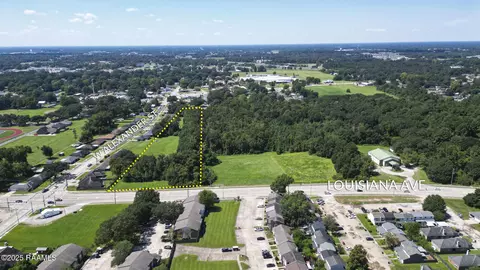 2800 Louisiana Ave #F, Lafayette, LA 70501