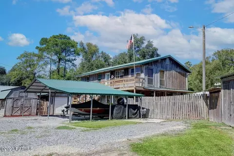 1010 Evangeline St, Breaux Bridge, LA 70517