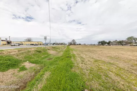 225 Apollo Rd, Scott, LA 70583 photo 3