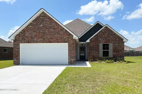 207 Barnsley Dr, Duson, LA 70529 photo 1