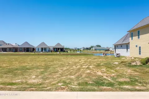 411 Villager Ave # E, Scott, LA 70583