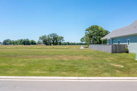 106 Breakers Way, Scott, LA 70583