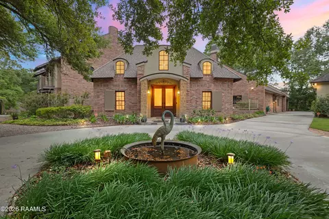 107 Kimball Dr, Lafayette, LA 70508