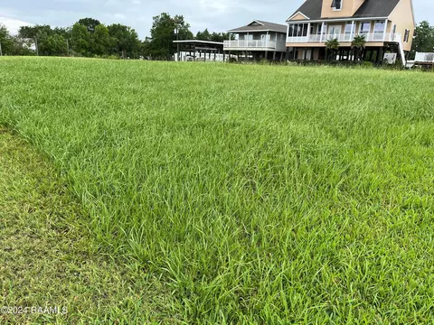 tbd Isadore St #LOT 13, Delcambre, LA 70528