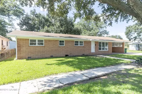 508 N Deshotel Ave, Kaplan, LA 70548 photo 1