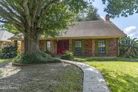 106 Briarwood St, Franklin, LA 70538