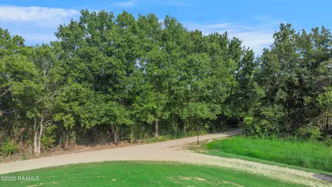 4822 Verot School Rd, Youngsville, LA 70592