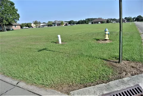 3 Andre St #B, New Iberia, LA 70563