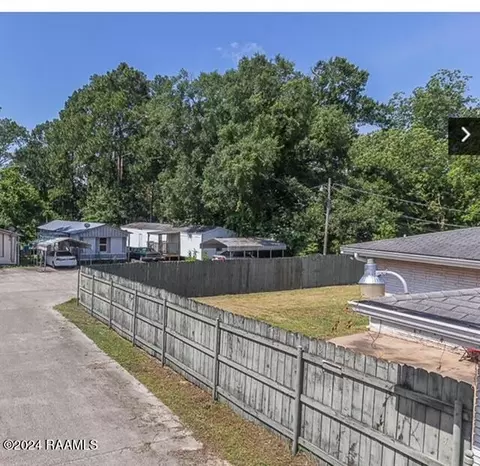 436 E Pont Des Mouton Rd, Lafayette, LA 70507