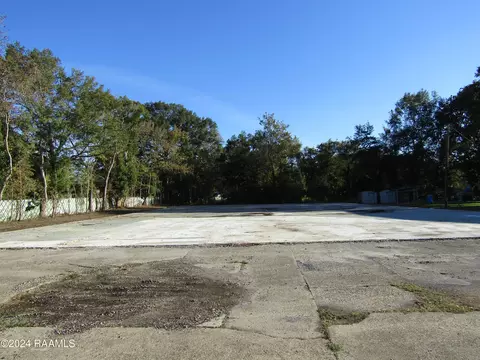 1118 W Main St, New Iberia, LA 70560