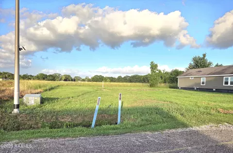 301 Sapphier Dr, Lafayette, LA 70506