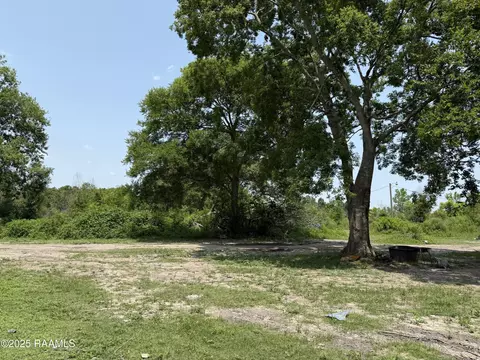 295 Jim Guillory Rd, Opelousas, LA 70570