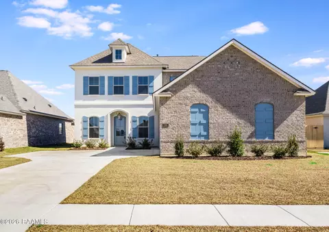 205 Sweet Harvest Rd, Youngsville, LA 70592