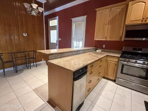 Kitchen - 121 N 9th St, Eunice, LA 70535 photo 3 of 4