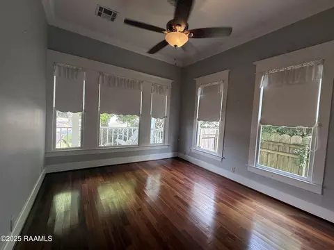 Living - 121 N 9th St, Eunice, LA 70535 photo 4 of 4