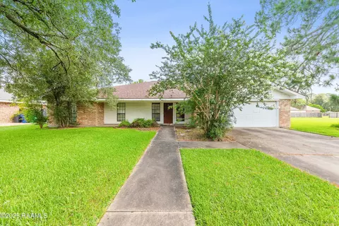 14 Henrietta Dr, Crowley, LA 70526