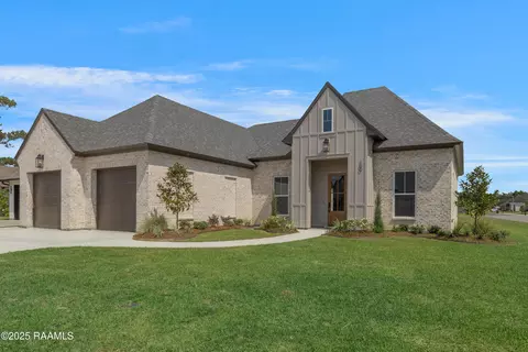 100 Fresh Fields Ln, Lafayette, LA 70503