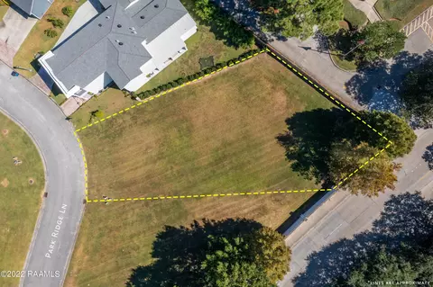 102 Park Ridge Ln, Lafayette, LA 70503
