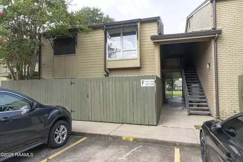 220 Doucet Rd #144F, Lafayette, LA 70503