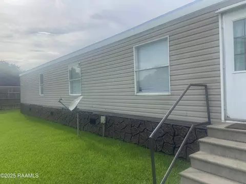 112 Windfern Dr, Youngsville, LA 70592