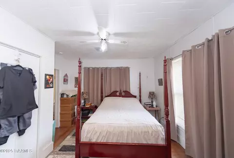 Bedroom - 301 N 5th St, Eunice, LA 70535 photo 2 of 4