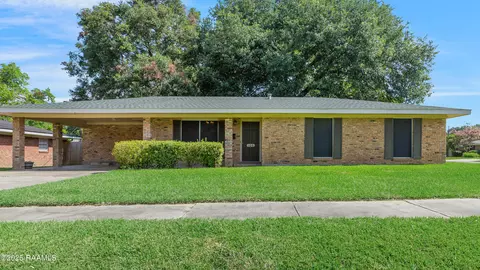 106 Patricia Ann Pl, Lafayette, LA 70508