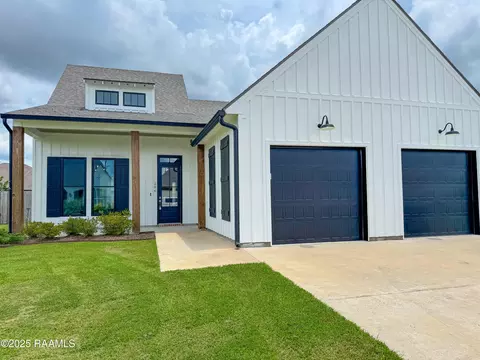 206 Finsbury Ln, Lafayette, LA 70506