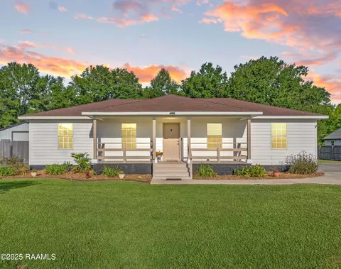 113 Louis Private Ln, Maurice, LA 70555
