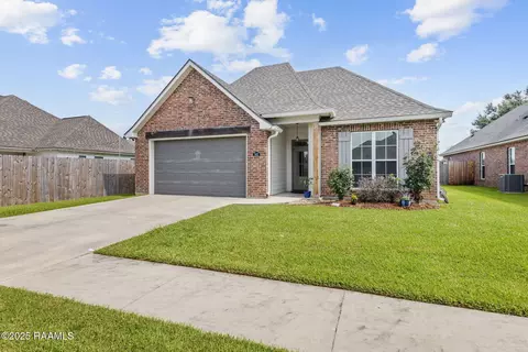 302 Adelaide Dr, Lafayette, LA 70508