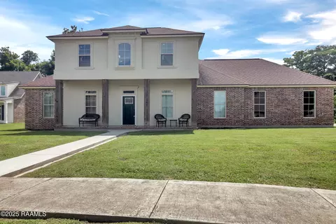 302 S Meyers Dr, Lafayette, LA 70508