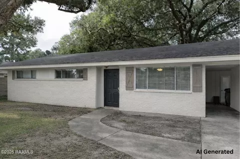 204 Dryades Ln, Lafayette, LA 70503