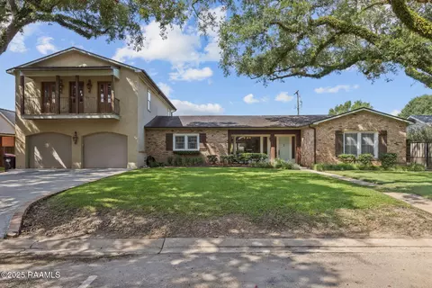 128 Oakview Blvd, Lafayette, LA 70503