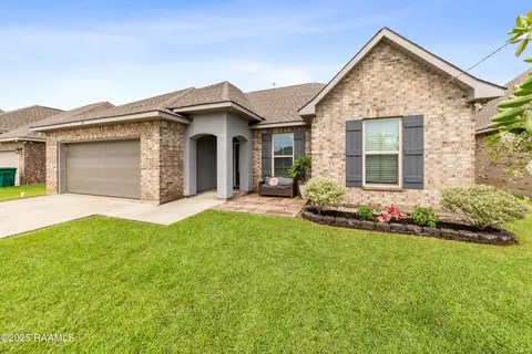 123 Chloe St, Broussard, LA 70518
