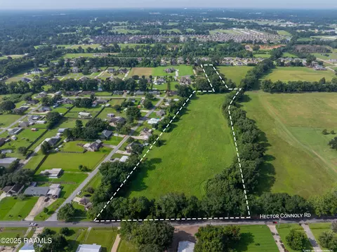 800 Blk Hector Connoly Rd, Lafayette, LA 70507