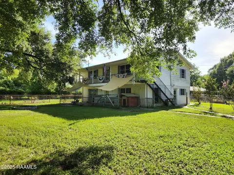 226 S Dossman St, Ville Platte, LA 70586