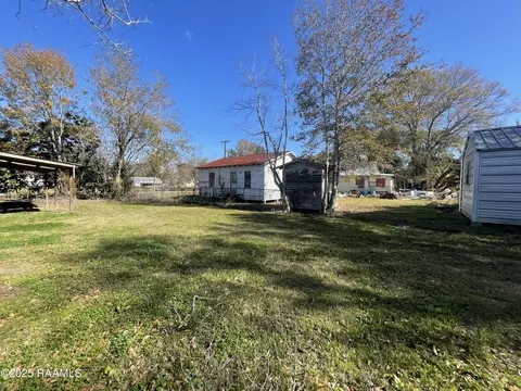 Exterior - 1109 N Guidry Ave, Kaplan, LA 70548 photo 3 of 3