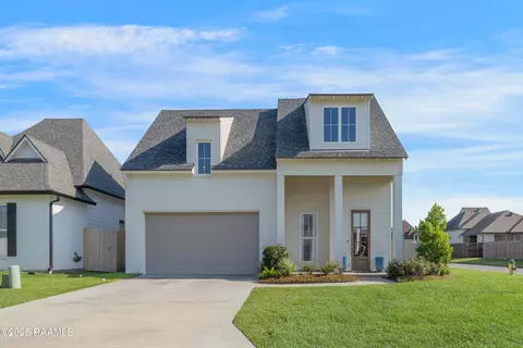 113 Gentle Island Dr, Broussard, LA 70518