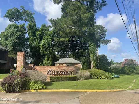 3121 Johnston St #128, Lafayette, LA 70503