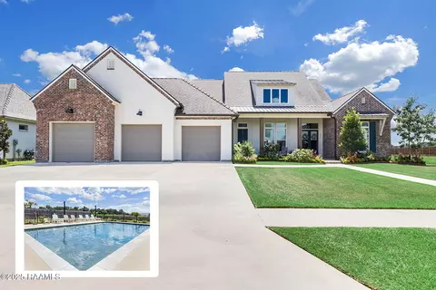 307 Stony Trek Dr, Youngsville, LA 70592