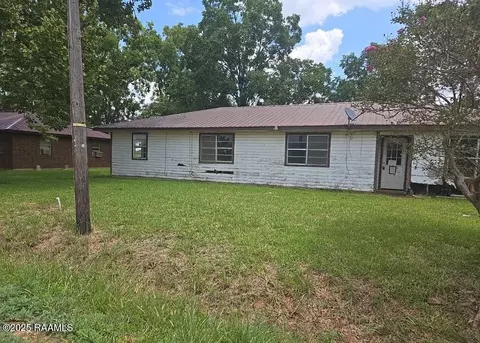 399 Voorhies Ln, Moreauville, LA 71355