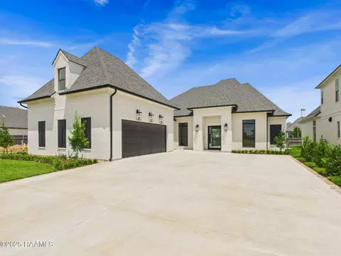 223 Gunter Grass Ct, Lafayette, LA 70508