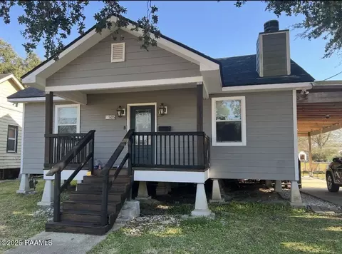 505 S Kibbe St, Erath, LA 70533
