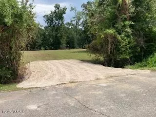 000 Stephanie Dr, Saint Martinville, LA 70582